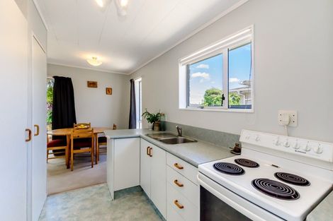 Photo of property in 11b Graham Grove, Waikanae, 5036