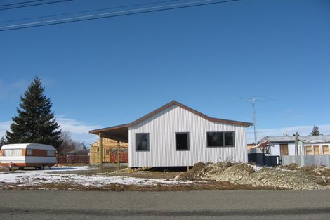 Photo of property in 34 Rata Road, Twizel, 7901