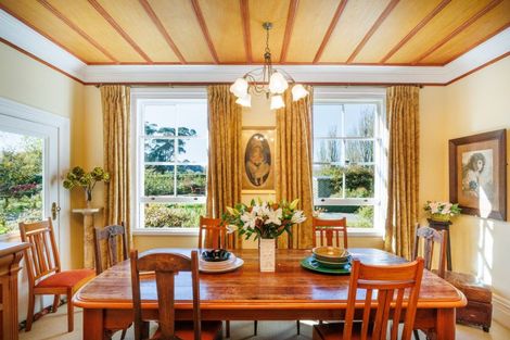 Photo of property in 914 Napier Road, Whakarongo, Palmerston North, 4470