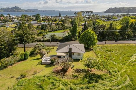 Photo of property in 847 Purangi Road, Cooks Beach, Whitianga, 3591
