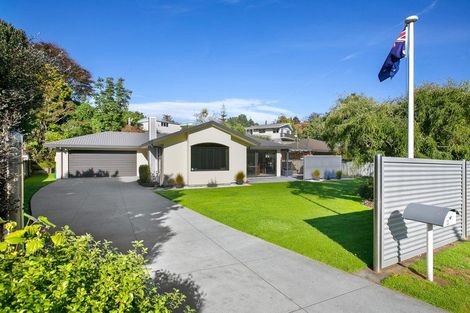 Photo of property in 20 Thames Street, Welbourn, New Plymouth, 4310