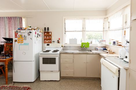 Photo of property in 582 Pioneer Highway, Highbury, Palmerston North, 4412