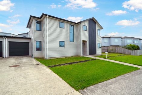 Photo of property in 48 Zita Maria Drive, Massey, Auckland, 0614