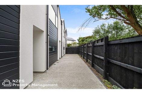 Photo of property in 67f Royal Crescent, Saint Kilda, Dunedin, 9012