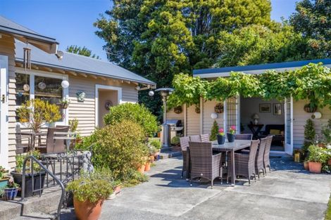 Photo of property in 35 Alpha Avenue, Strowan, Christchurch, 8052