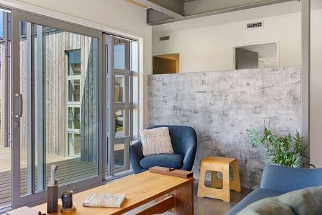 Photo of property in 4 Mirek Street, Waikanae, 5036