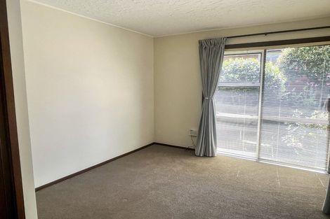 Photo of property in 14 Camberwell Place, Avonhead, Christchurch, 8042