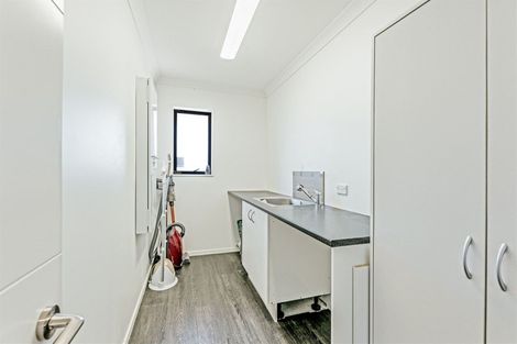 Photo of property in 21 Coachmans Road, Prebbleton, 7604