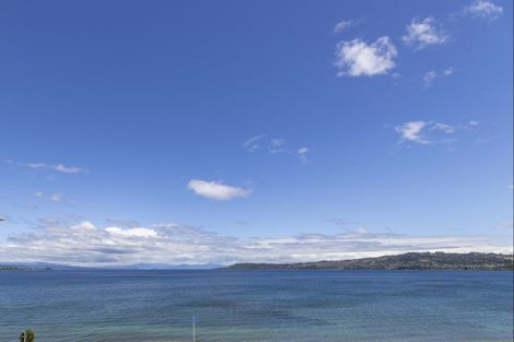 Photo of property in 88 Lake Terrace, Taupo, 3330