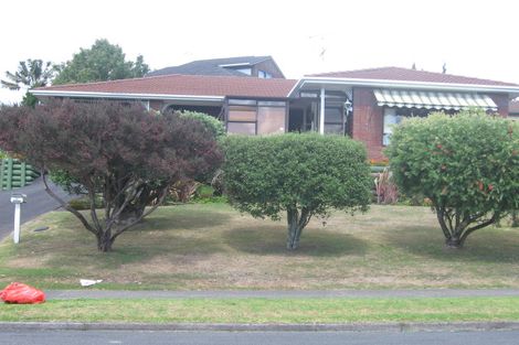 Photo of property in 2/30 Quebec Road, Milford, Auckland, 0620