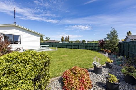 Photo of property in 7 Latham Stubbs Crescent, Waipawa, 4210