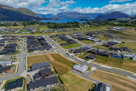 Photo of property in 6 Durry Lane, Wanaka, 9305