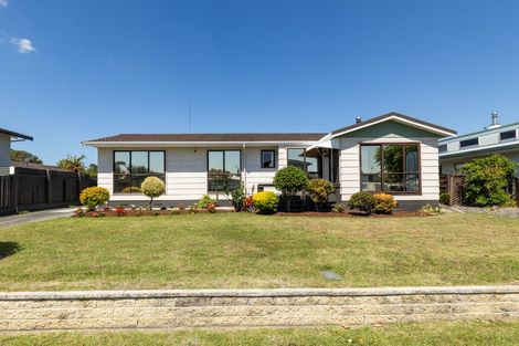 Photo of property in 27 Donegal Crescent, Tamatea, Napier, 4112