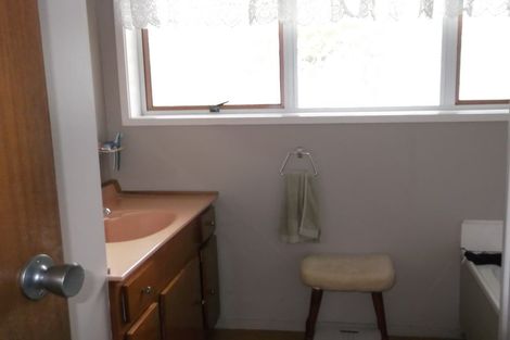 Photo of property in 12 Anakiwa Place, Milford, Auckland, 0620