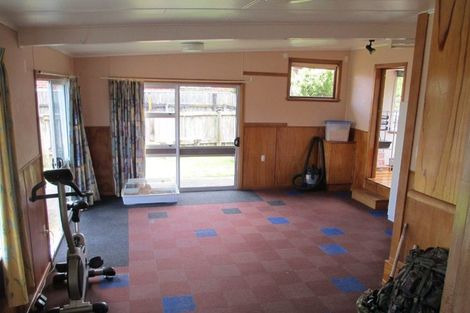 Photo of property in 59a Parkland Crescent, Terrace End, Palmerston North, 4410