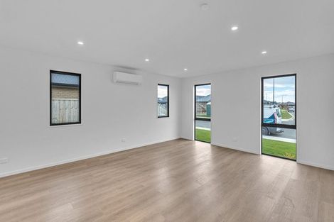 Photo of property in 5 Stackwood Avenue, Woodend, 7610