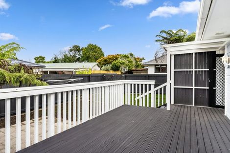 Photo of property in 33b Gill Avenue, Te Atatu Peninsula, Auckland, 0610