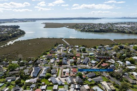 Photo of property in 14b Pipitea Place, Massey, Auckland, 0614