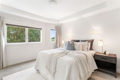 Photo of property in 154 Marine Parade, Mount Maunganui, 3116