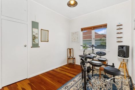 Photo of property in 16 Dryden Avenue, Papatoetoe, Auckland, 2025