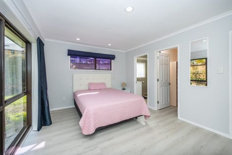 Photo of property in 7 Hollinger Place, Nawton, Hamilton, 3200