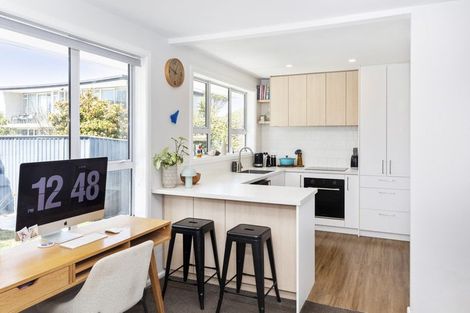 Photo of property in 1/216 Waimairi Road, Ilam, Christchurch, 8041