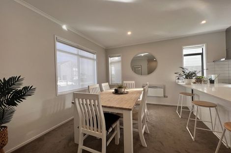 Photo of property in 6 Pinto Road, Pukekohe, 2120