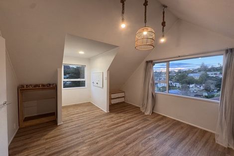 Photo of property in 39 Redwing Street, Browns Bay, Auckland, 0630