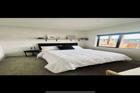 Photo of property in 6 Parenga Lane, Kumeu, 0810