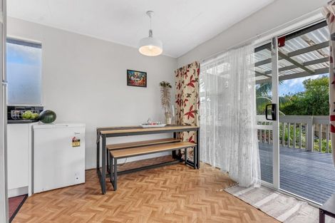 Photo of property in 42a Forest Hill Road, Henderson, Auckland, 0612