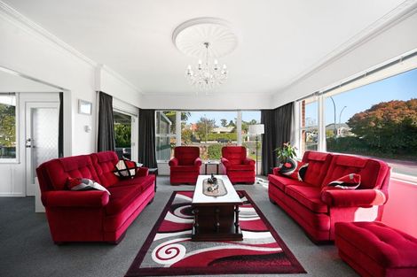 Photo of property in 2 Awatere Avenue, Beerescourt, Hamilton, 3200
