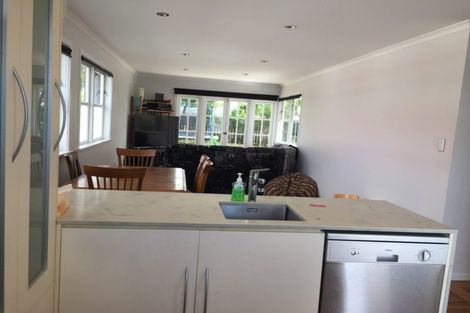 Photo of property in 55a Lynwood Road, New Lynn, Auckland, 0600