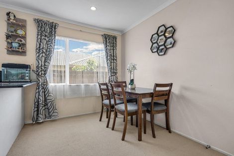 Photo of property in 46 Garelja Road, Henderson, Auckland, 0612