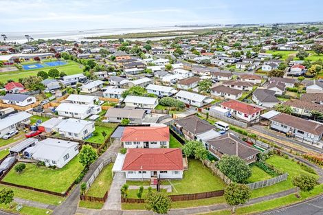 Photo of property in 1/24 Kennington Drive, Clendon Park, Auckland, 2103
