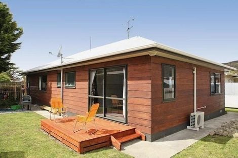 Photo of property in 1/37 Compton Crescent, Taita, Lower Hutt, 5011