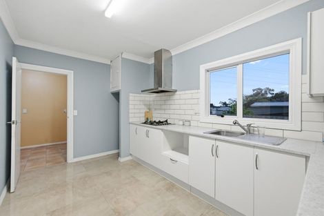 Photo of property in 11 Caserta Place, Clover Park, Auckland, 2023