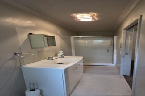 Photo of property in 1 Grayson Avenue, Mangakakahi, Rotorua, 3015