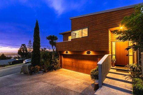 Photo of property in 41a Kotare Street, Waikanae, 5036