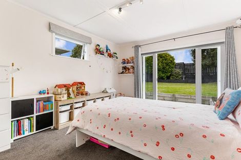 Photo of property in 91 Don Buck Road, Massey, Auckland, 0614