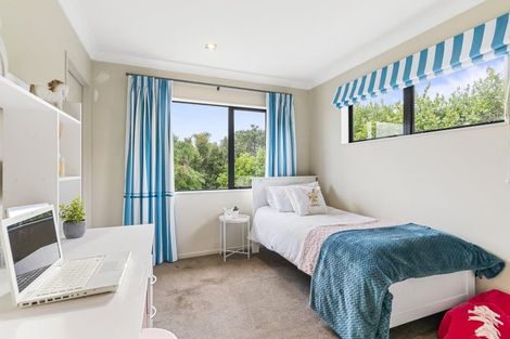 Photo of property in 47 Kittiwake Drive, Schnapper Rock, Auckland, 0632