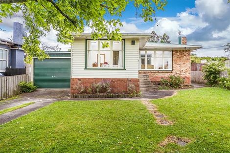 Photo of property in 29 Strid Road, Te Atatu South, Auckland, 0610
