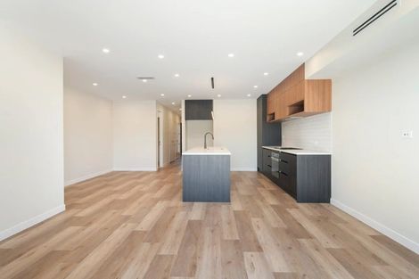Photo of property in 126 Vintry Drive, Kumeu, 0810