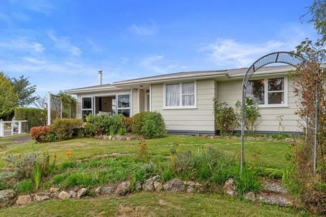 Photo of property in 1 Ngatuku Place, Tokoroa, 3420