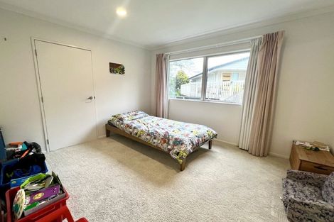 Photo of property in 16a Alexander Street, Cockle Bay, Auckland, 2014
