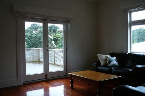 Photo of property in 19 Highland Crescent, Wadestown, Wellington, 6012