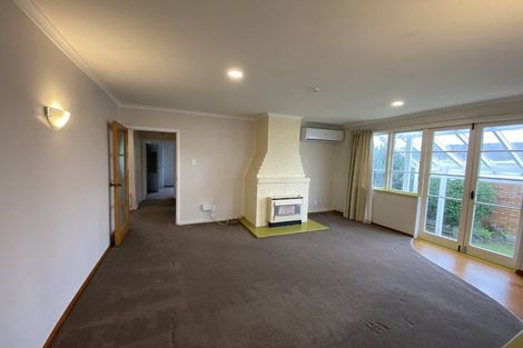 Photo of property in 1/17 Otakau Road, Milford, Auckland, 0620