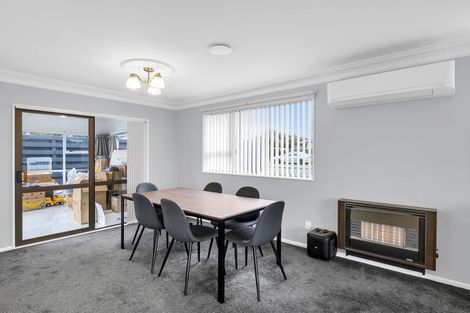 Photo of property in 2 Hampton Place, Springvale, Whanganui, 4501