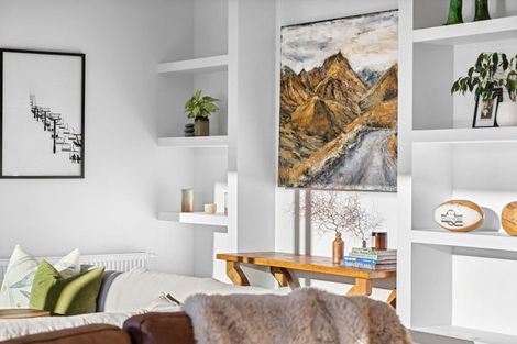 Photo of property in 48 Farrant Drive, Wanaka, 9305