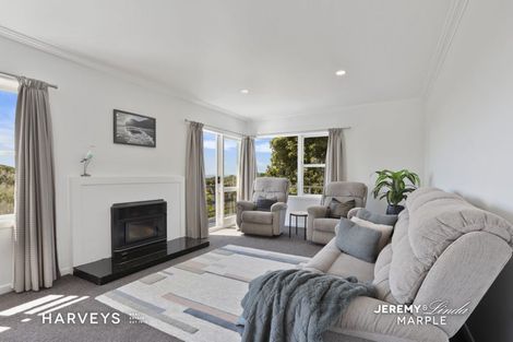 Photo of property in 61a West Lynn Road, Titirangi, Auckland, 0604
