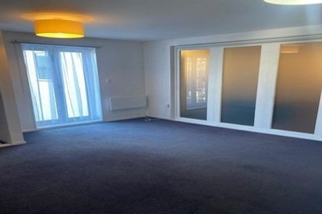 Photo of property in 8u6b Lipman Street, Mount Victoria, Wellington, 6011